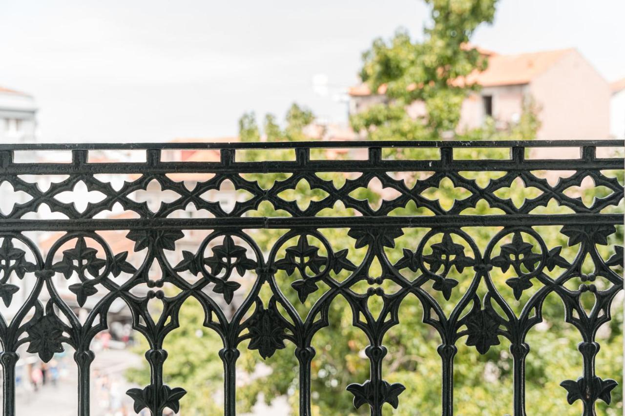 ポルトGuestready - Batalha Mezzaninesアパートメント エクステリア 写真