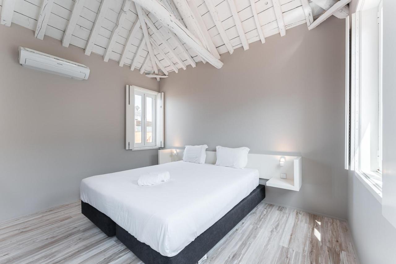 ポルトGuestready - Batalha Mezzaninesアパートメント エクステリア 写真